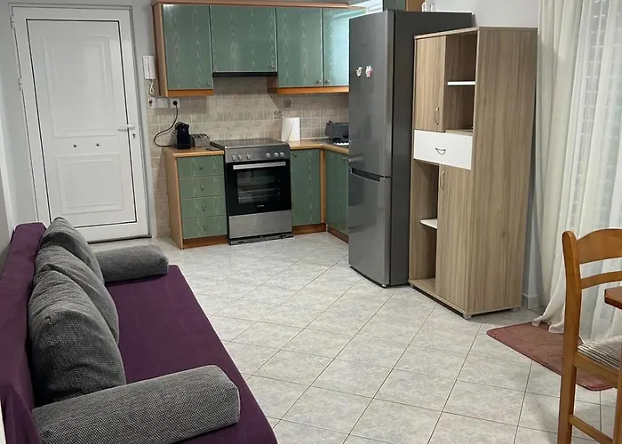 Mavrovouni House παραλιακό με αυλή, πλήρως εξοπλισμένο *